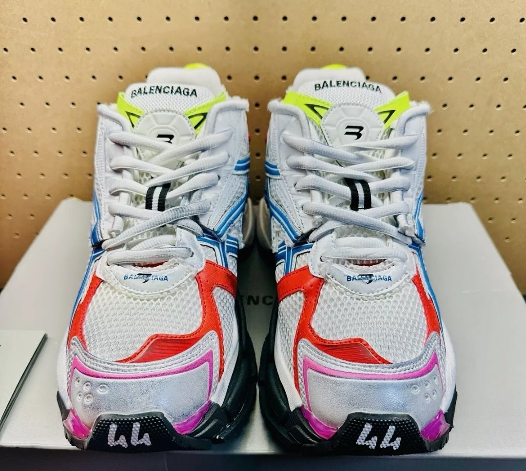 Authentic Balenciaga Shoe Pallet - Image 4