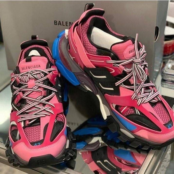 Authentic Balenciaga Shoe Pallet - Image 11