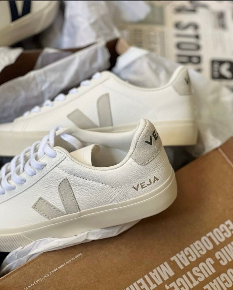 Veja Shoes Pallets - Image 2