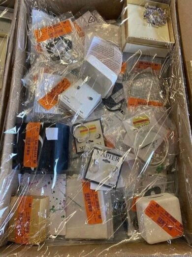 Buy Jewelry Pallets – Bulk Lot of Assorted High-Quality Jewelry Pieces with Free U.S. Shipping